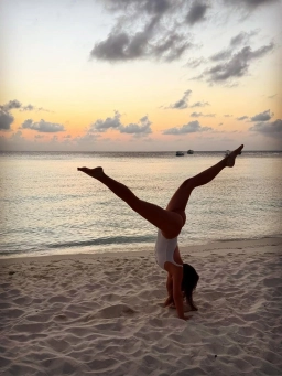 Самые горячие знаменитости России в январе 2026 года 13